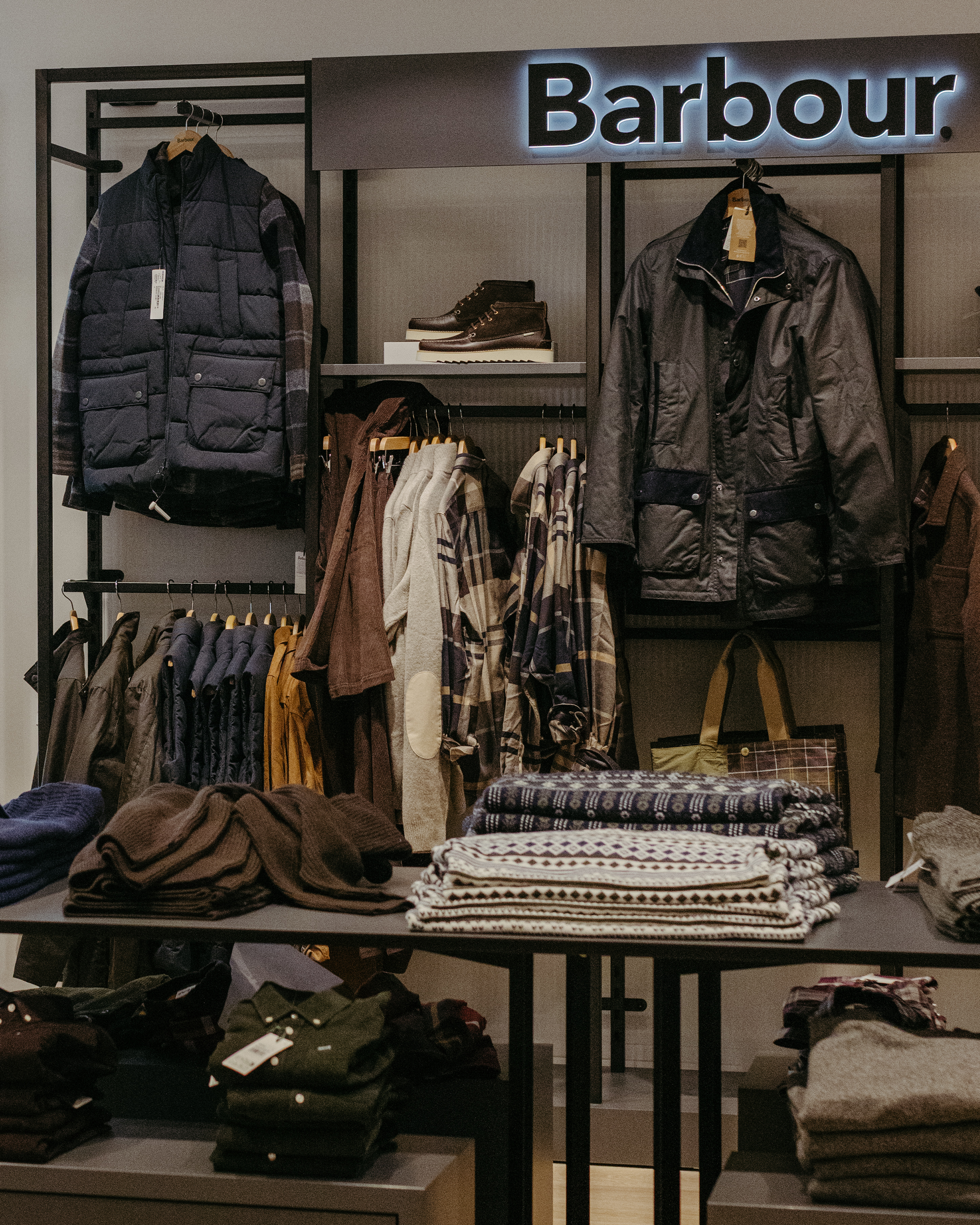 Hirmer Store Image
