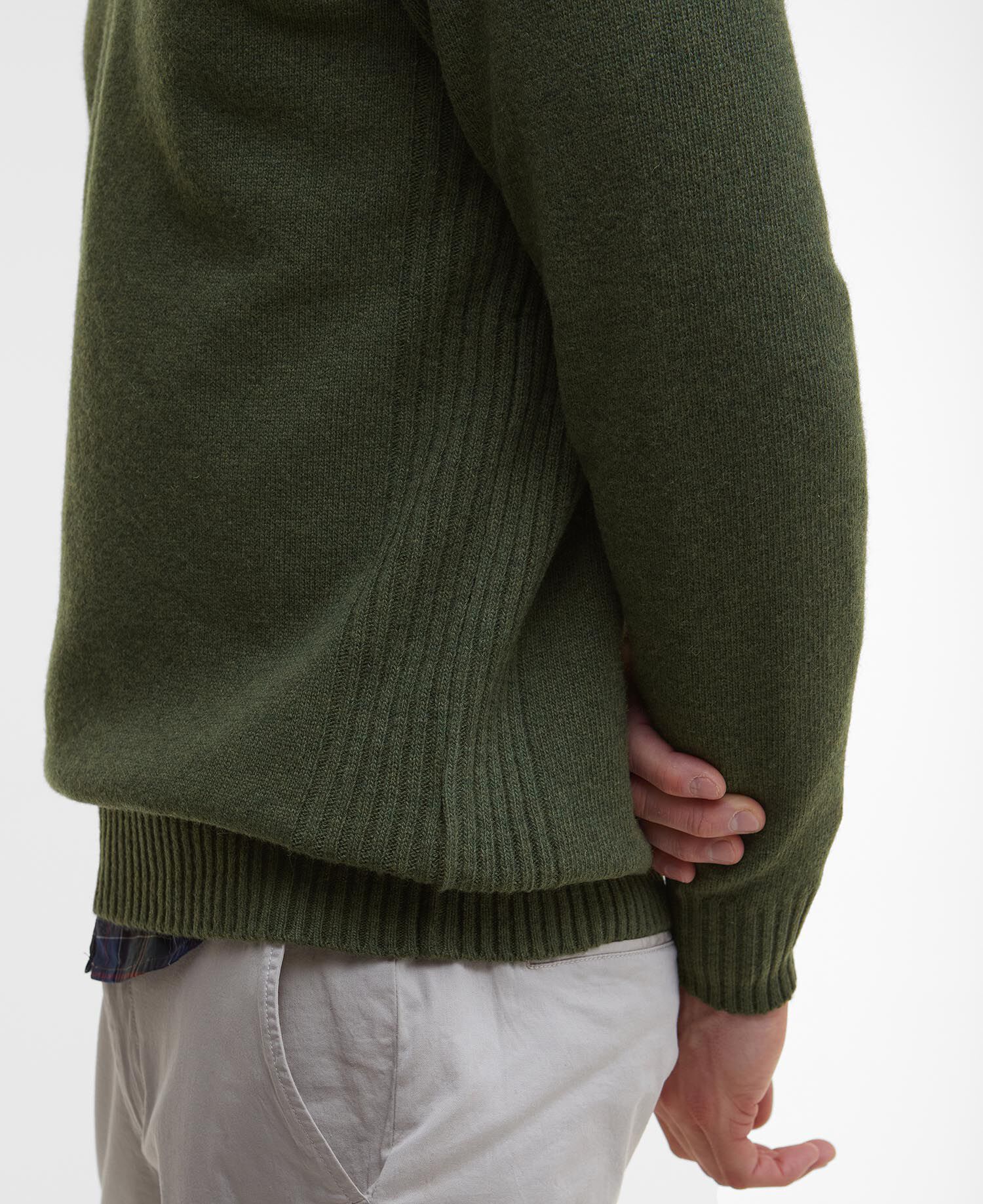 Pullover Essential Half Zip
