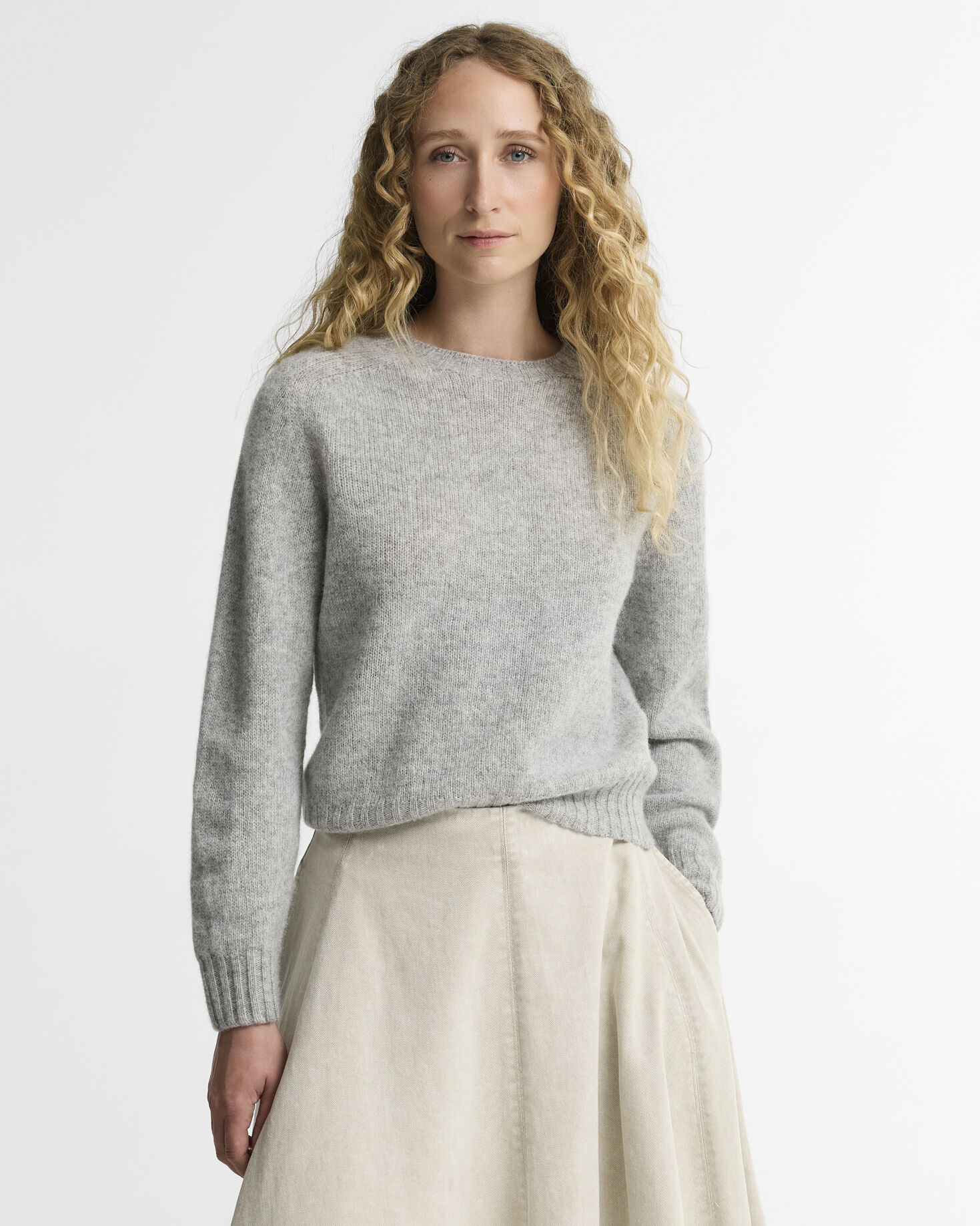 Barbour Wollpullover Scottish Made Dawn Rundhalsausschnitt Light Grey Marl