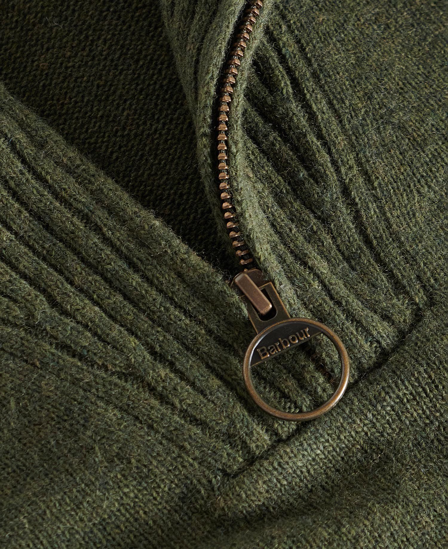 Pullover Essential Half Zip