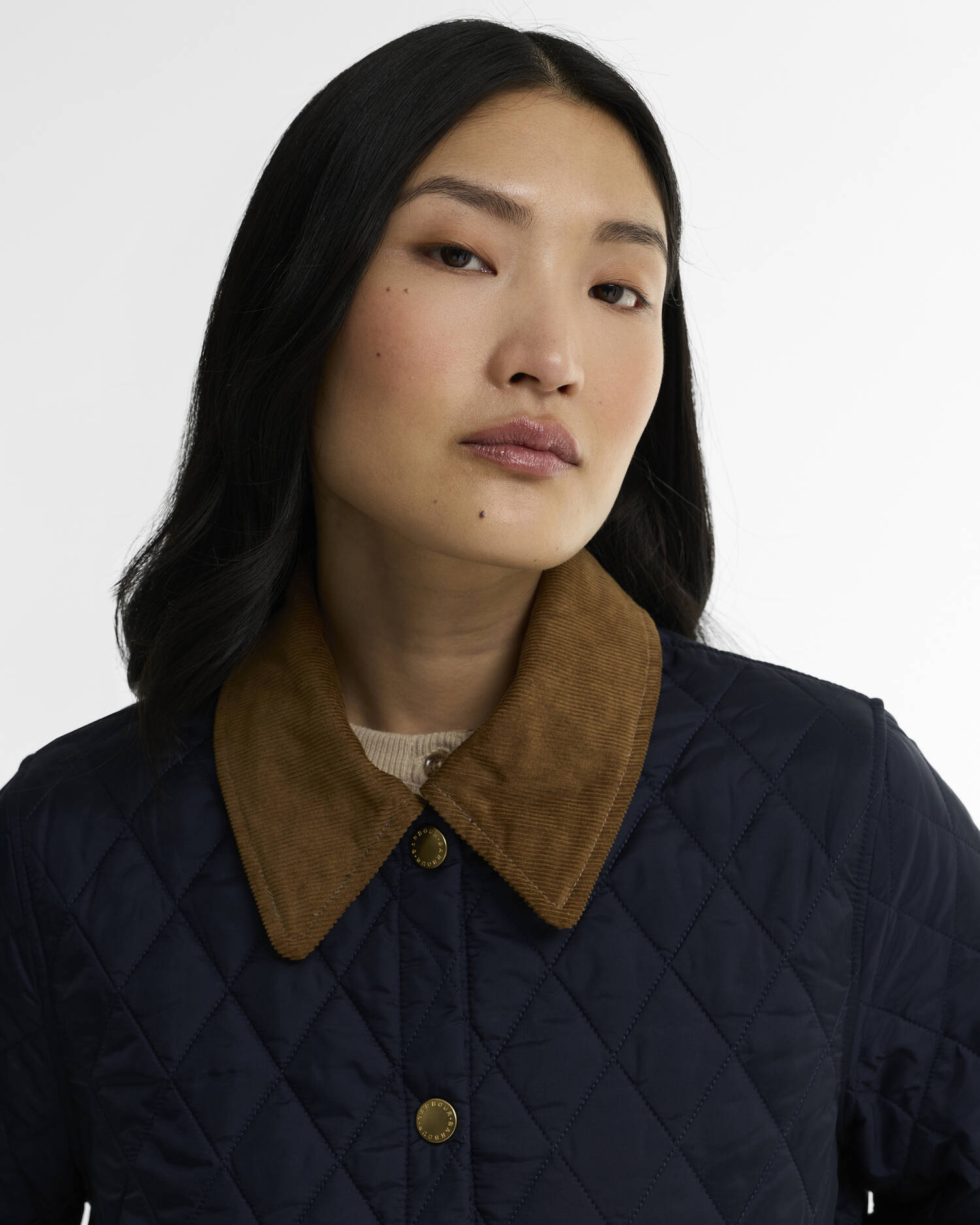 Icons Cropped Liddesdale Quilted Jacket Dark Navy/Birchwood image number 3