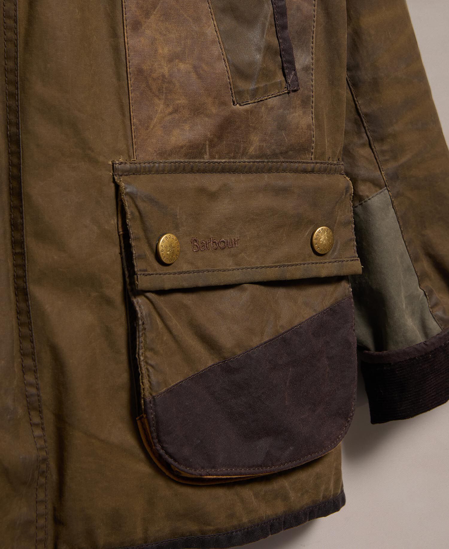 Barbour Re-loved Men's Ashby Waxed Jacket - Size L Olive