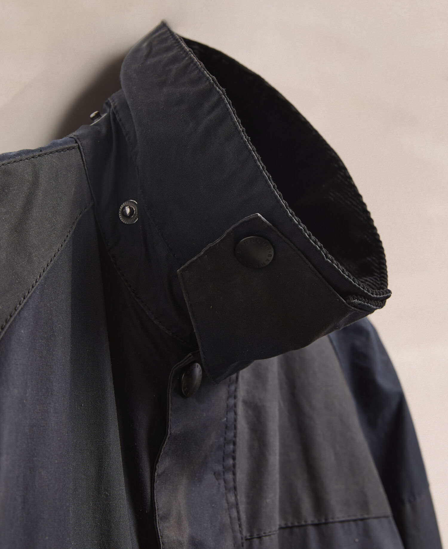 Barbour Re-loved Men's Ashby Waxed Jacket - Size S Navy