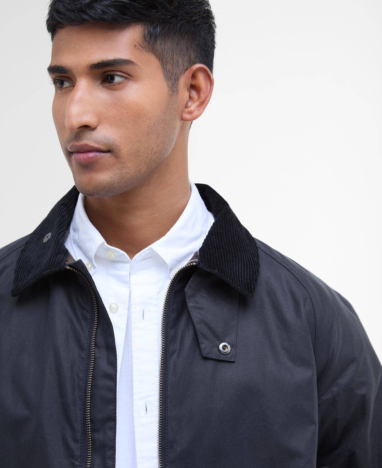 Bedale Short Waxed Jacket Classic Navy image number 3