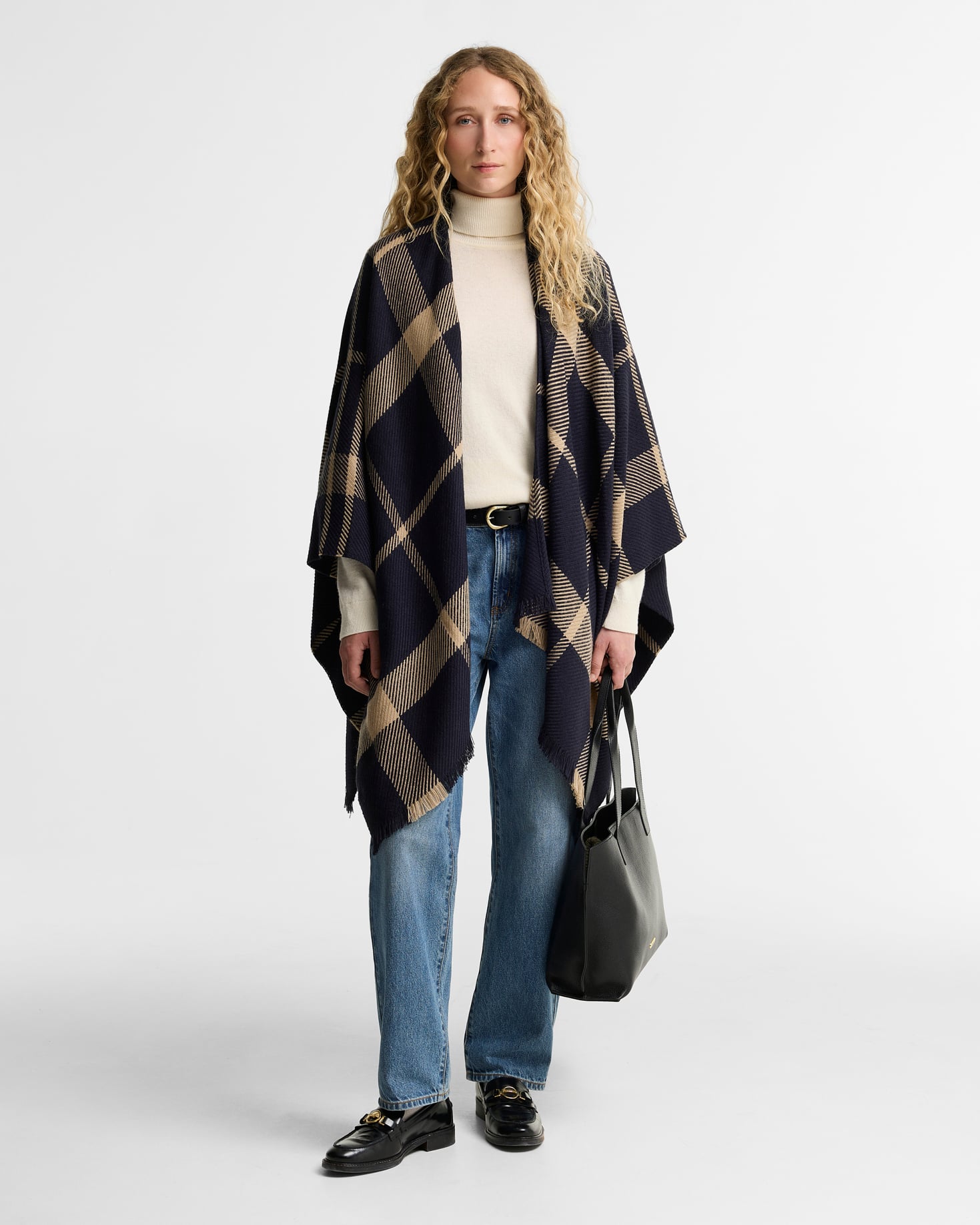 Isabelle Tartan Serape Midnight Tartan