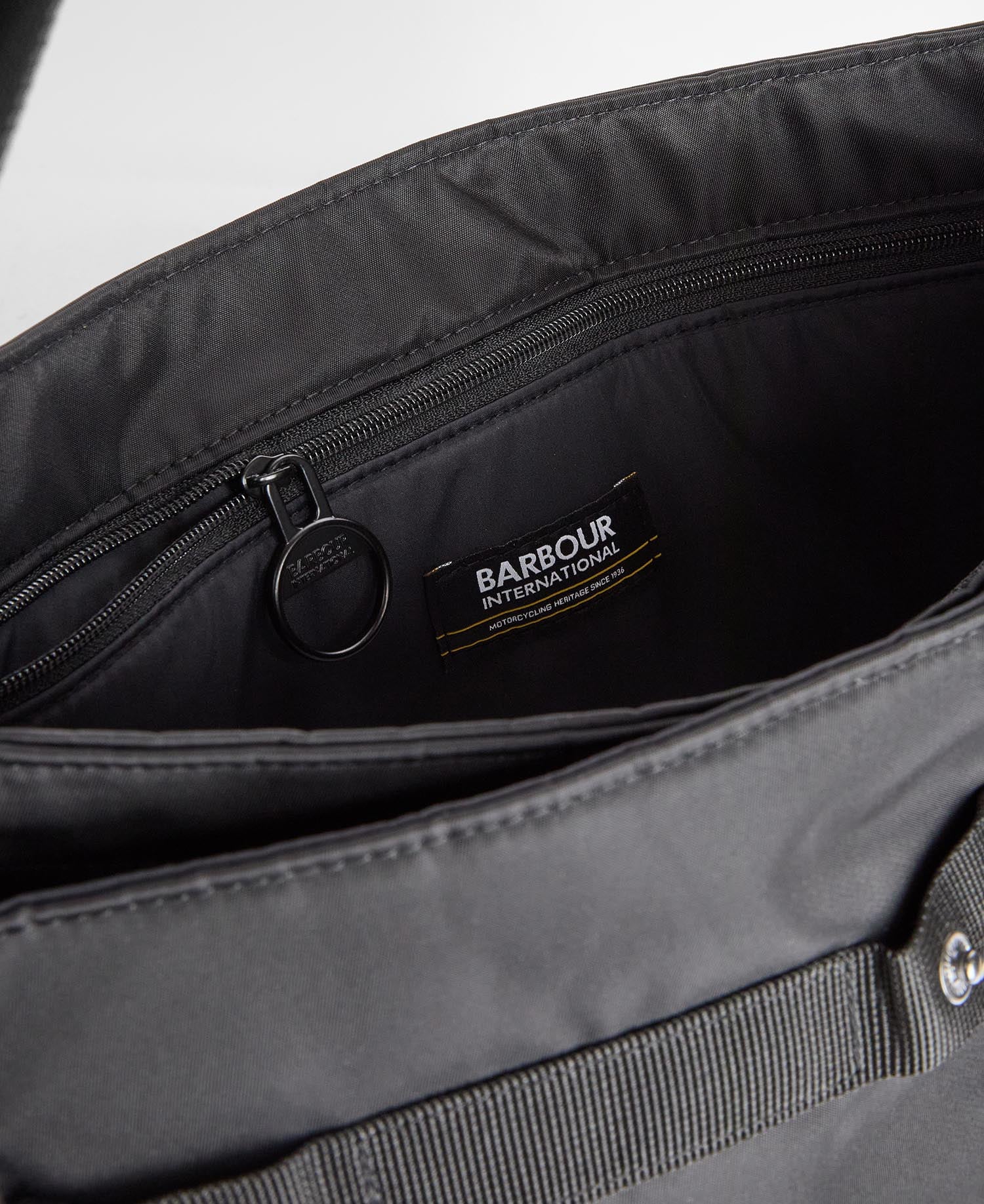 Daleson Messenger Crossbody Bag Black